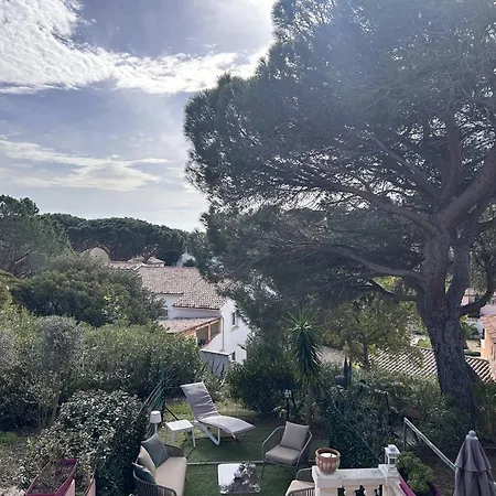 2 Avec Climatisation Et Jardin, A 400m De La - Les Issambres - Fr-1-768-72 Villa *